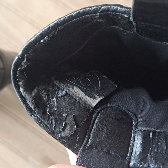 Circa Joan & David Kirstin Black Pebbled Leather Slouchy Heel Ankle Booties - Picture 10 of 14